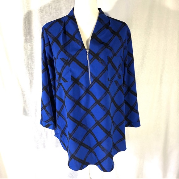 Jaclyn Smith Tops - Jaclyn Smith Royal Blue/Black Print Hi-Lo Top